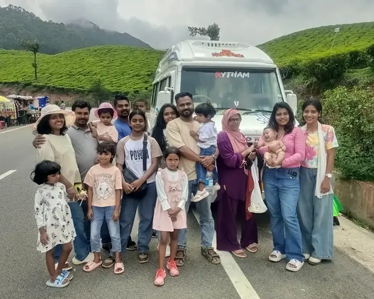 tempo traveller rent in kochi